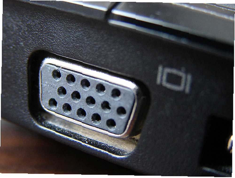 Hdmi картинка обрезана